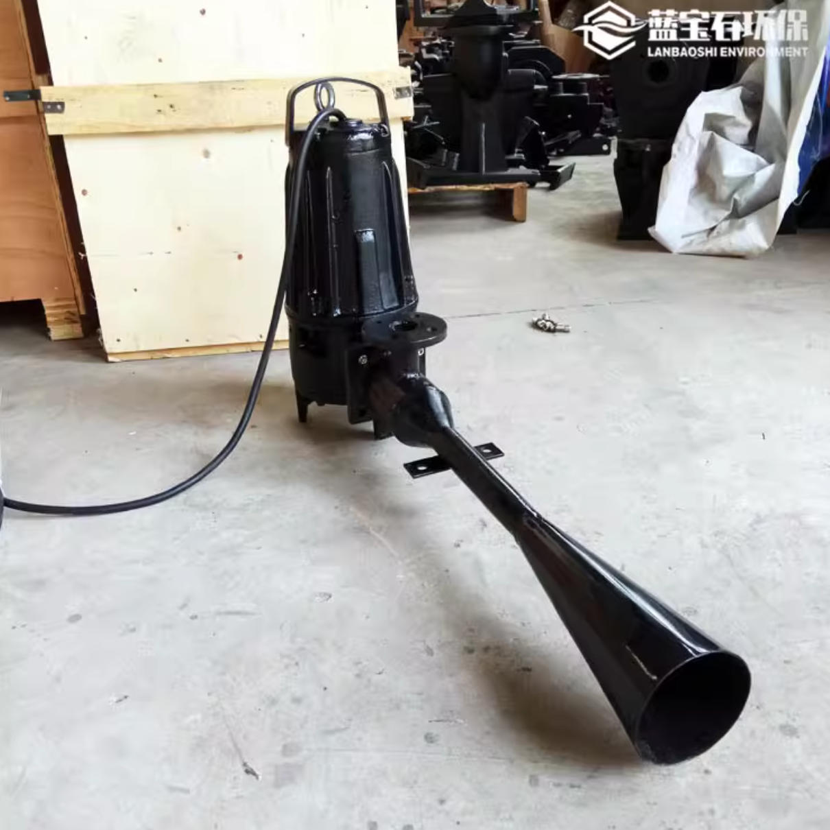 南京藍寶石環(huán)保與湖南公司合作，提供QSB0.75kw潛水射流曝氣機設備
